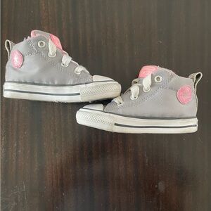 Grey children’s high top converse sneaker